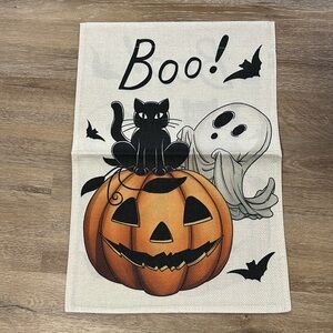 NWT 18x12.5 in boo Halloween flag - garden flag
